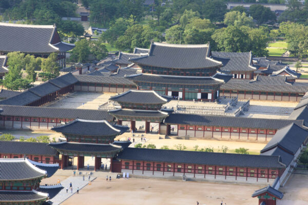Palace & Korean Folk Village - Image 3