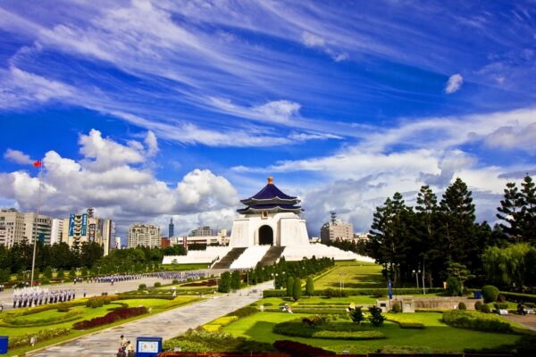 Golden Route By K Shuttle + Taiwan Multi Tour 11Days - Image 9