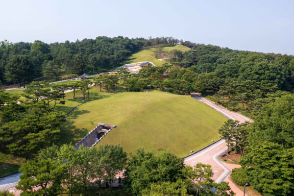 Golden Route By K Shuttle + Taiwan Multi Tour 11Days - Image 6